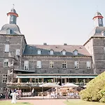 Hugenpoet Hotel