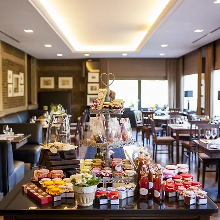 Hotel Hugenpoet 5*