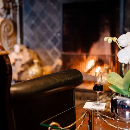 Hugenpoet Hotel 5*