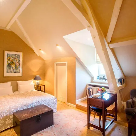Hugenpoet Hotel 5*